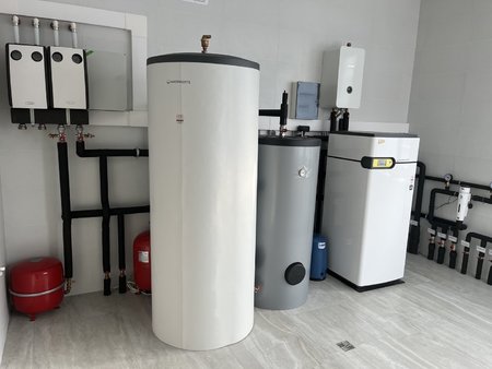 How a Heat Pump Boiler Room Works During Blackouts